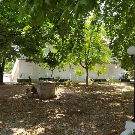 Avli Studios Kokkino Nero Bagian luar foto