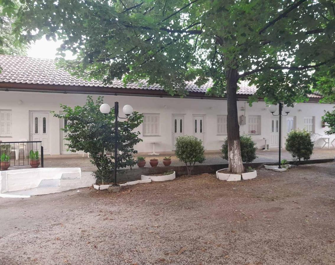 Avli Studios Kokkino Nero Bagian luar foto